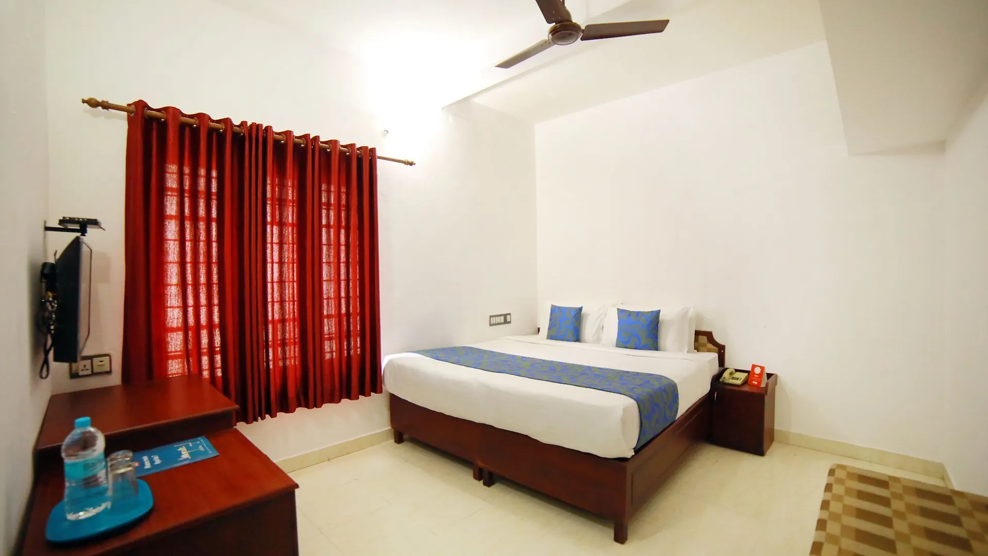 Fabhotel New Kochi Residency Ernakulam 3*,  Indie